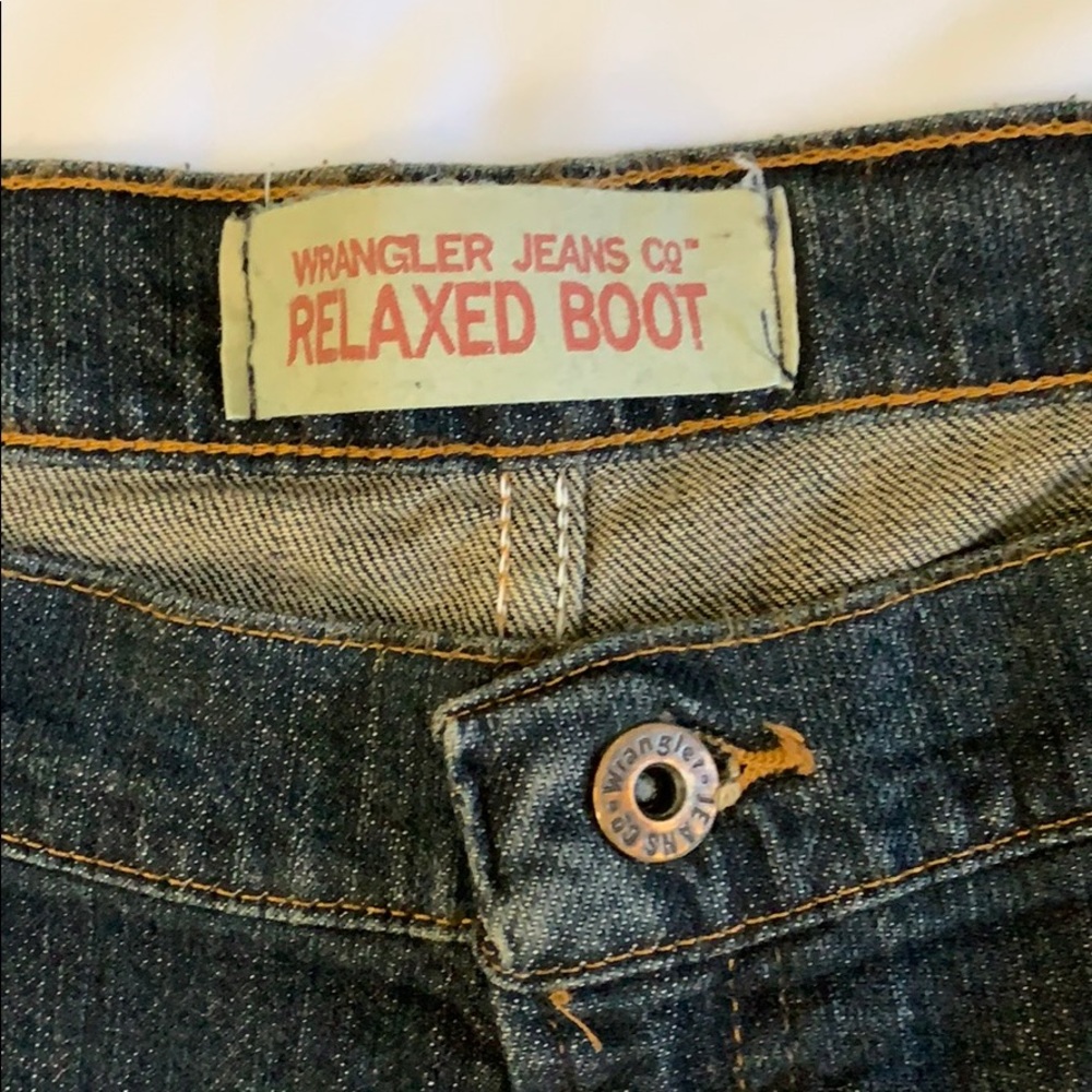 Wrangler Jeans Co. Men’s Jeans - NWT - Picture 3 of 10